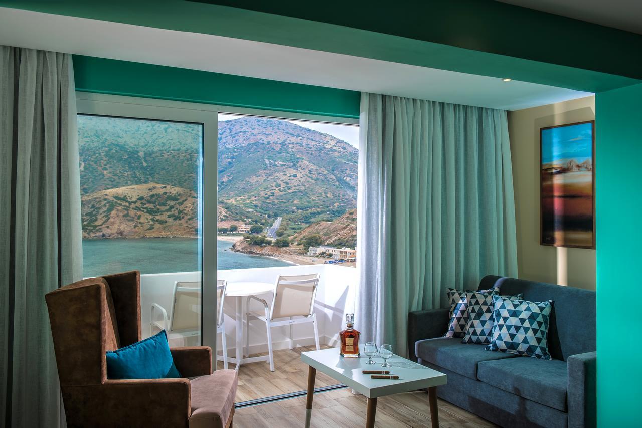 Fodele Beach Water Park Resort Esterno foto